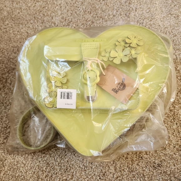 Dr. Martens Neon Green 3D Floral Heart purse convertible cross body and backpack - Picture 7 of 10